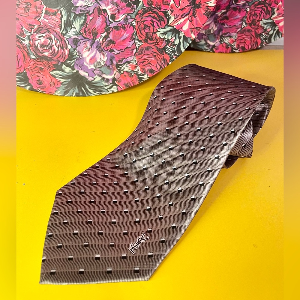 Yves Saint Laurent Silver Tie